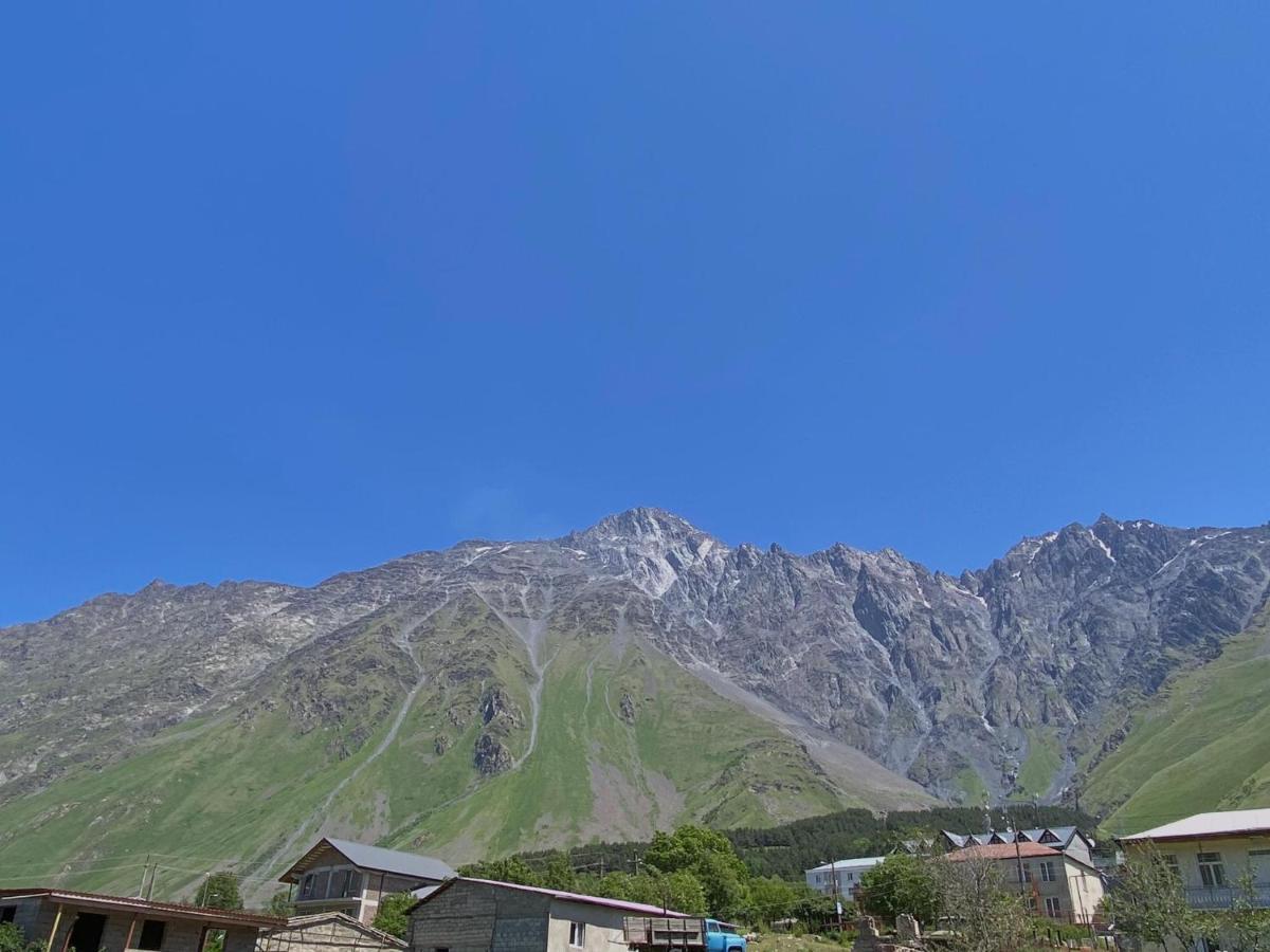 Geo Inn Kazbegi Exterior photo