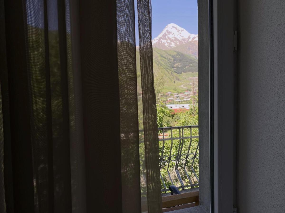 Geo Inn Kazbegi Exterior photo